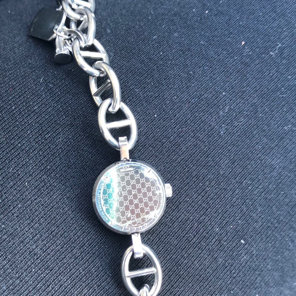 Gucci charm watch